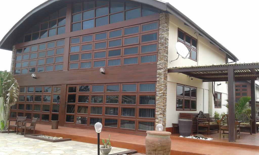 The Palms At Prampram Villa Ngoại thất bức ảnh