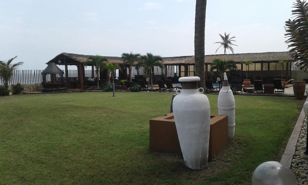The Palms At Prampram Villa Ngoại thất bức ảnh